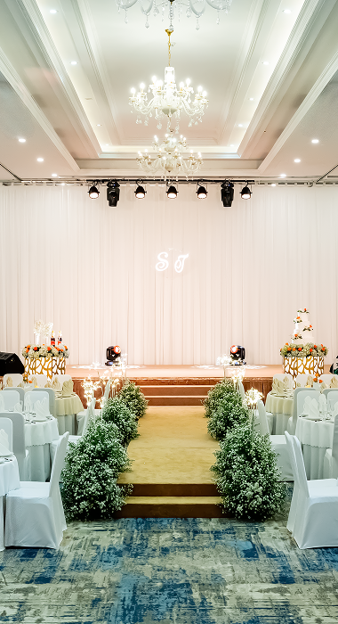 Sân Khấu Lễ Cưới Ngoài Trời